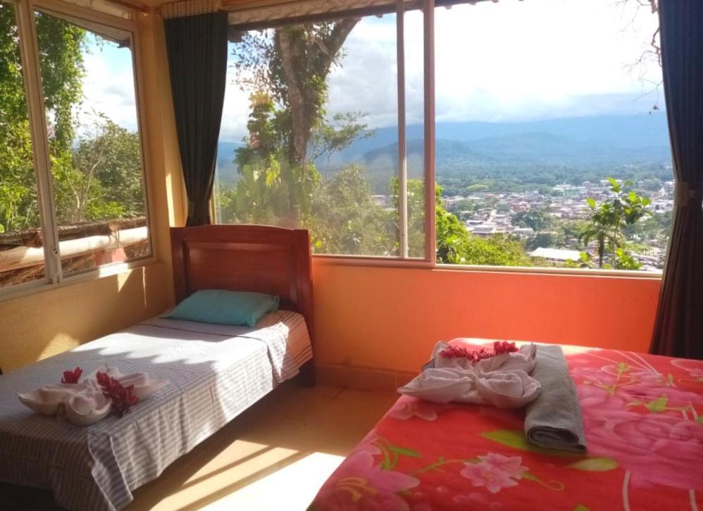 Hostal Tena Naui Kültér fotó