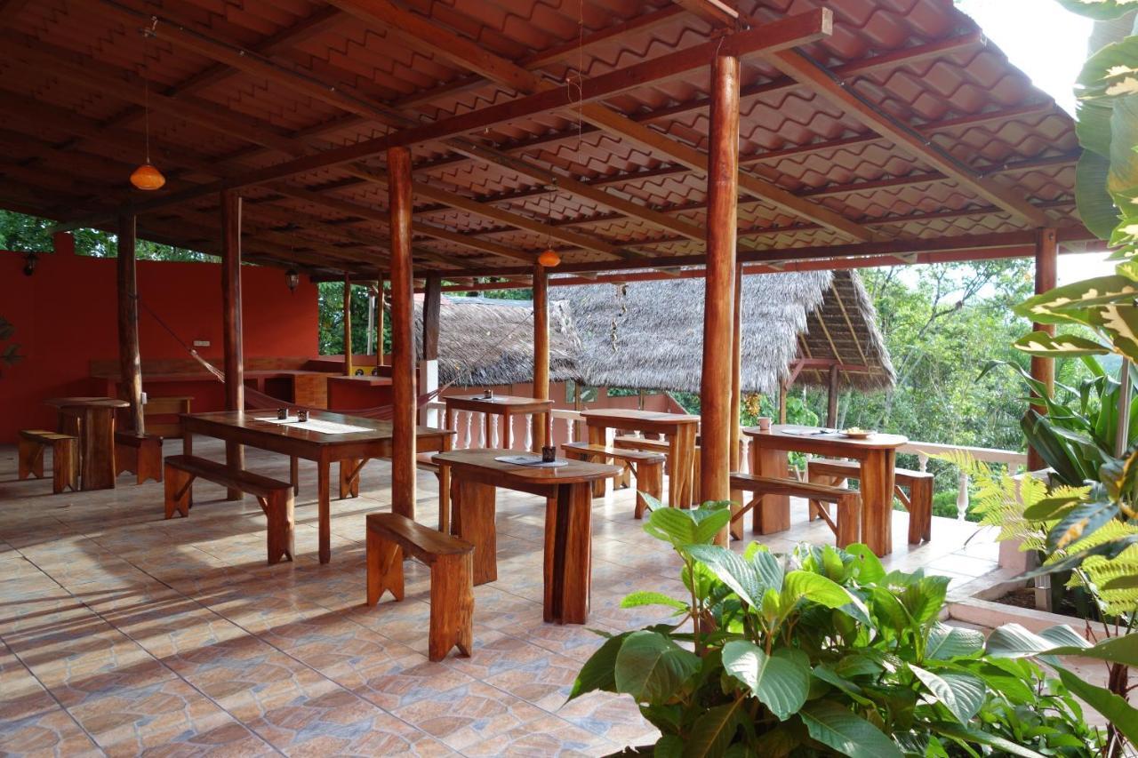 Hostal Tena Naui Kültér fotó
